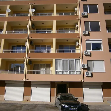 Stefi Ii Apartament